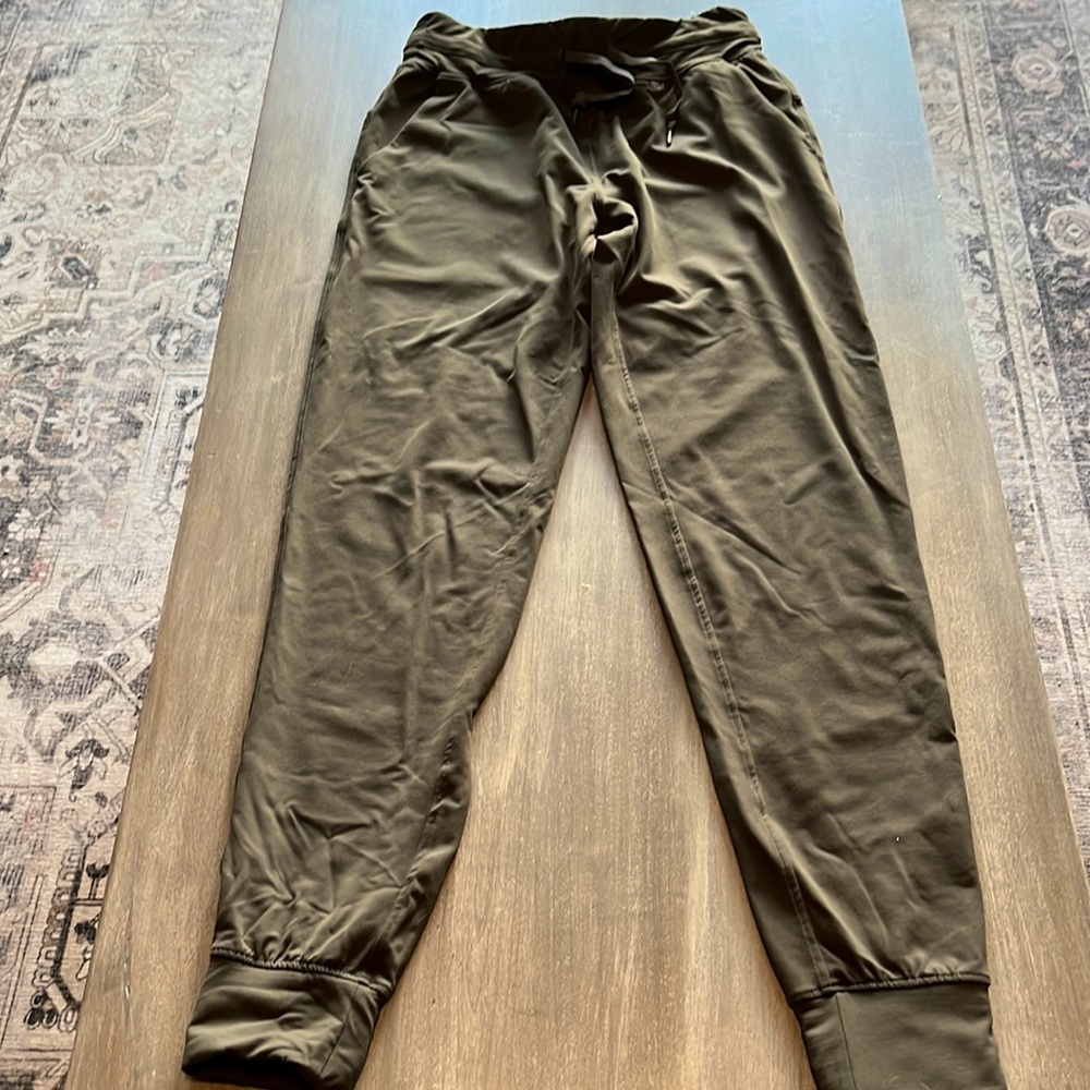 Zyia Olive Joggers Size XL